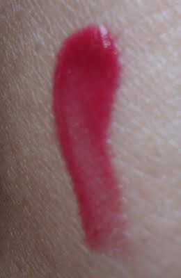 Maybelline Colorsensational Lip Gloss Hooked on Pink Review, Swatches