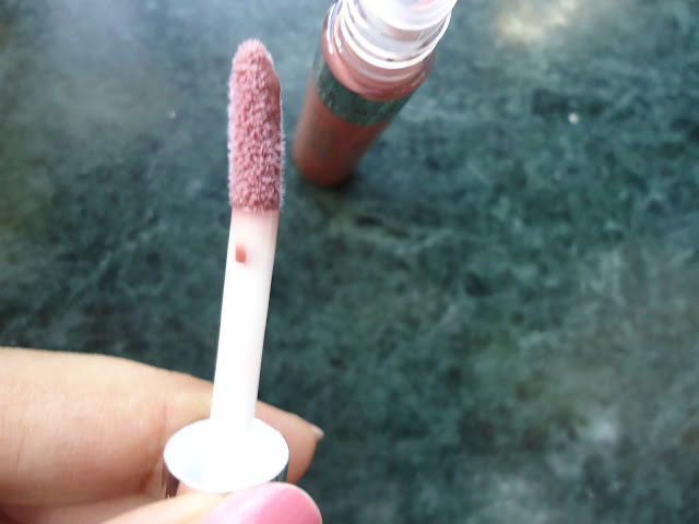 Maybelline Watershine Liquid Diamonds Gloss Naked Brown Review,Swatches