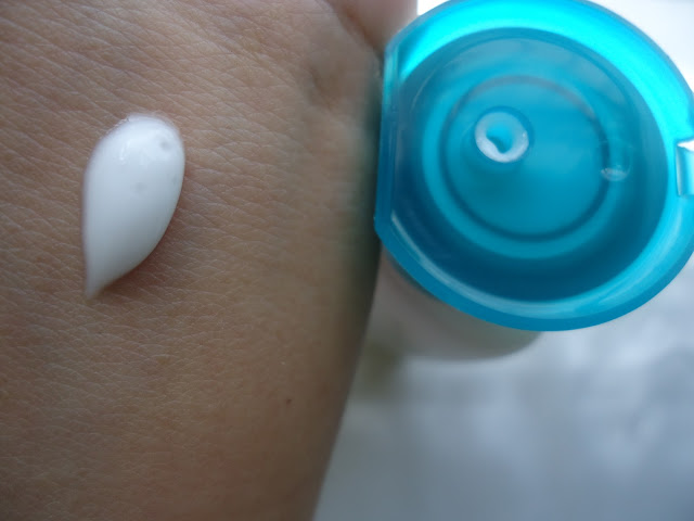 Himalaya Herbals Deep Cleansing Milk Review