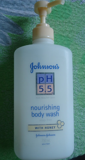 Johnsons Ph 5.5 Nourishing Body Wash with Honey Review