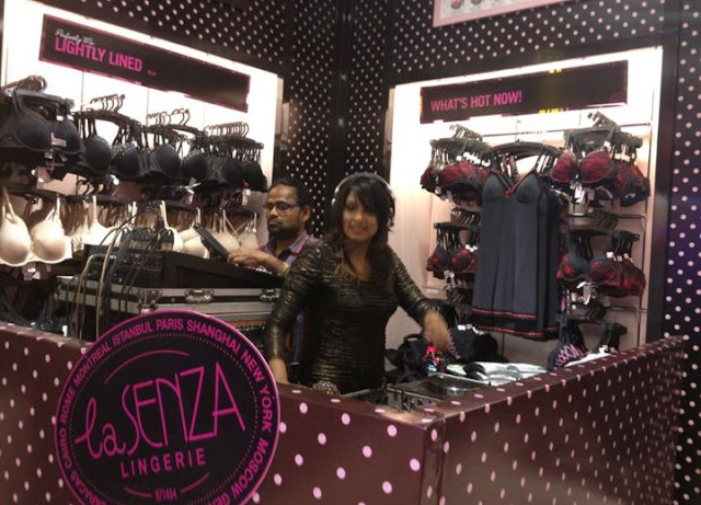 La Senza Pin Up Party and Store Launch