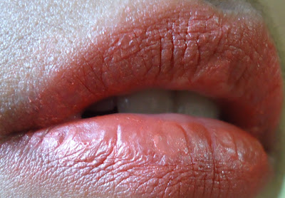 Diana of London 2000 Kisses Wonderful Lipstick 05 Rose Coral Review, Swatches