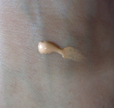 Maybelline Clear Glow BB Cream Nude Swatch