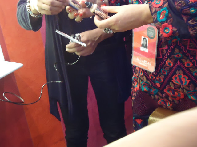 Lakmé Fashion Week Summer/Resort 2012 Bloggers' Meet