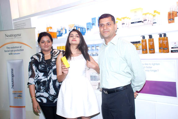 Prachi Desai Launches Neutrogena's Ultrasheer Complete UV Moisture