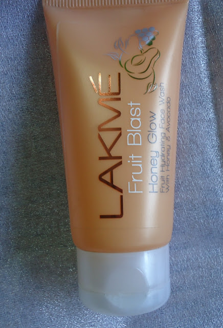 Lakme Honey Glow Hydrating Face Wash Review