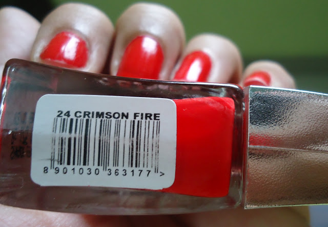 NOTD- Lakme Absolute Fast and Fabulous One Stroke Nail Color 24 Crimson Fire
