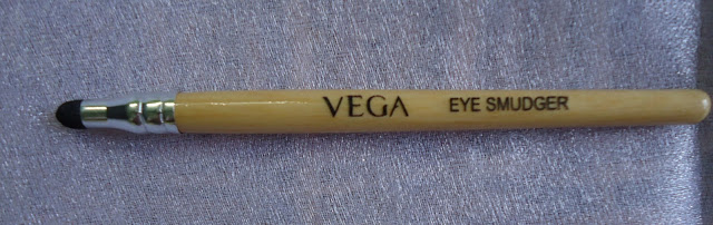 Vega Eye Smudger EV 22 Review