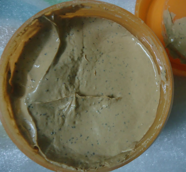 Vedic Line Papaya Scrub And Papaya Face Pack Review