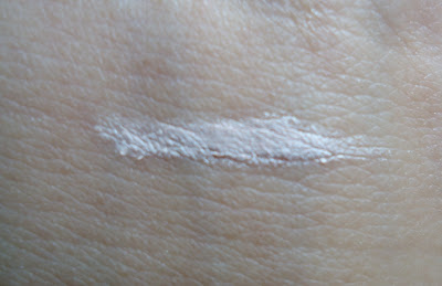 Jordana Color Xtend Eye Liner Just Pearly Review, Swatches- Search for perfect nude eyeliner for waterline ends