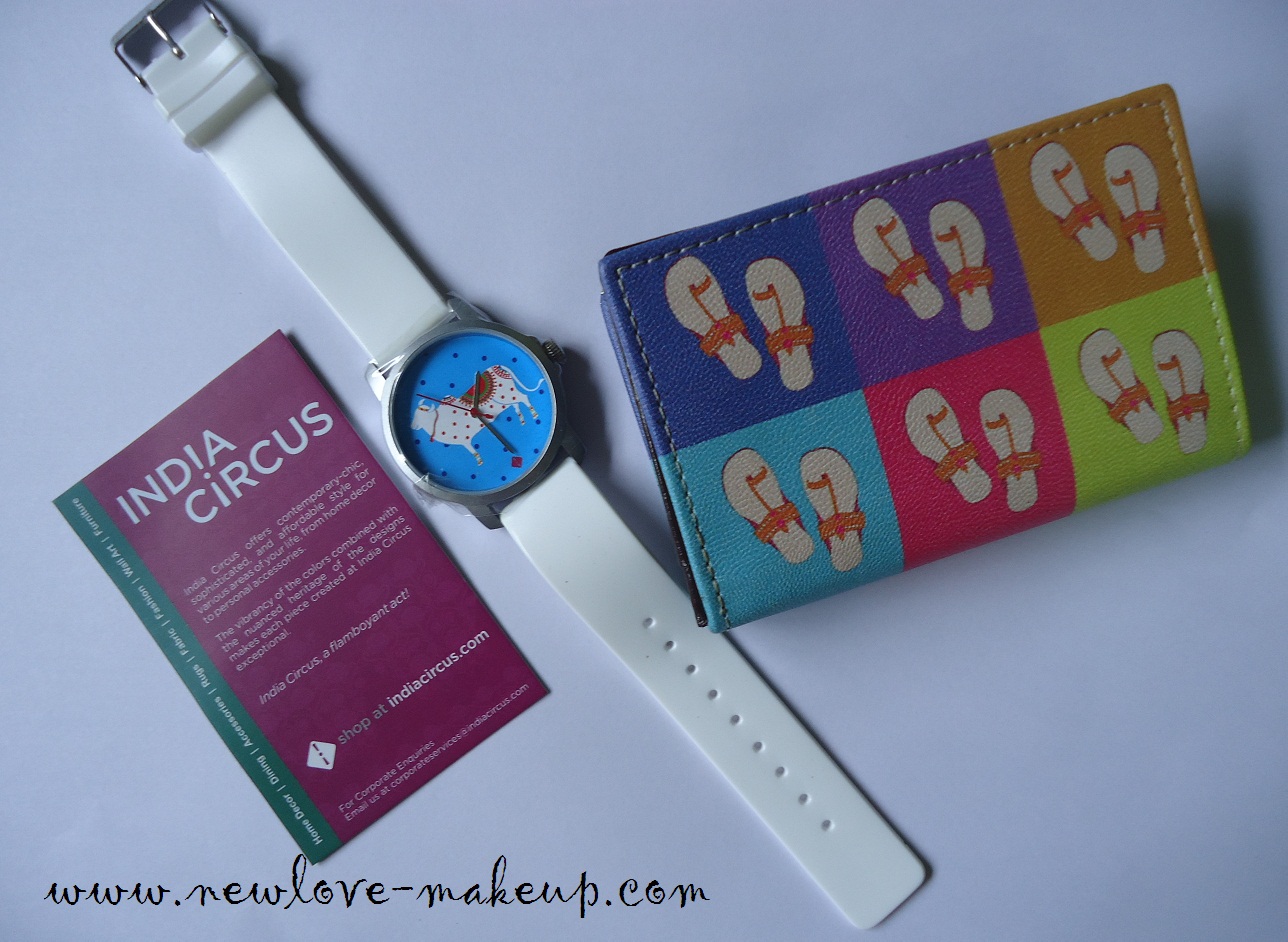 Quirky Watch and Card Holder from Indiacircus.com