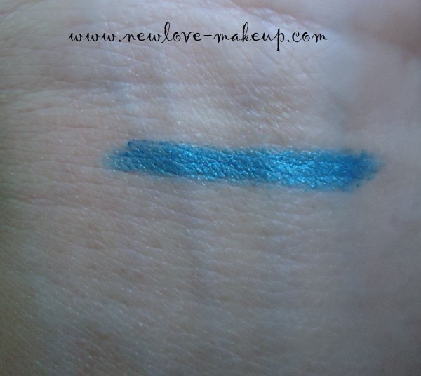 Maybelline The Colossal Kohl/Kajal Turquoise Review, Swatches, FOTD