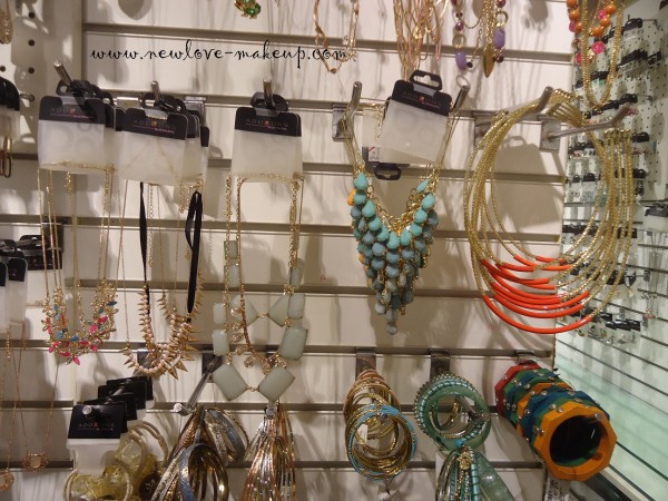 AddOns Women Accessories Collection and Store Review