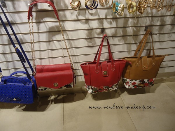 AddOns Women Accessories Collection and Store Review