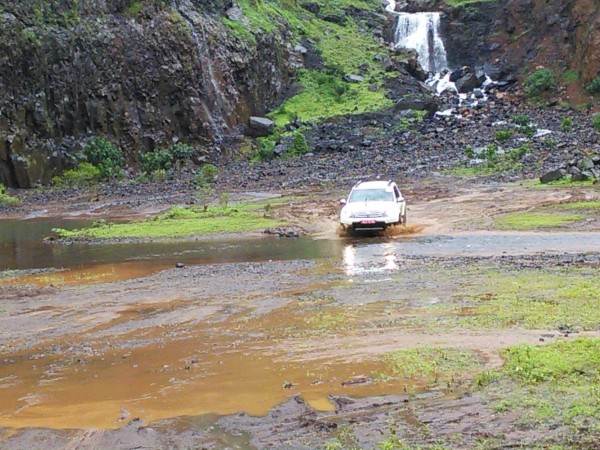 Experiencing Renault Duster AWD with Blogadda at Lavasa