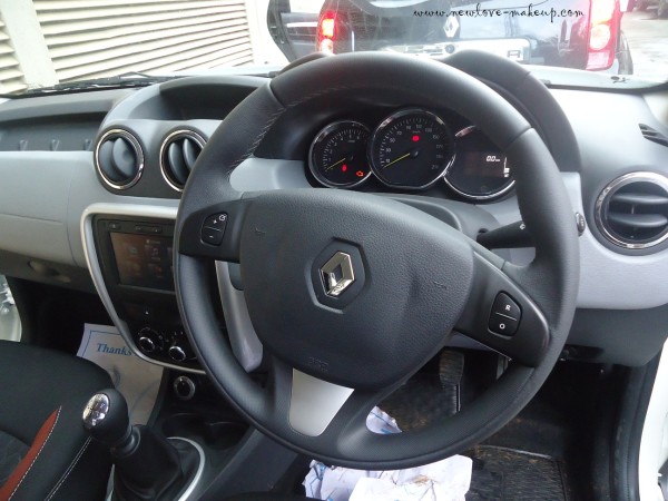 Experiencing Renault Duster AWD with Blogadda at Lavasa