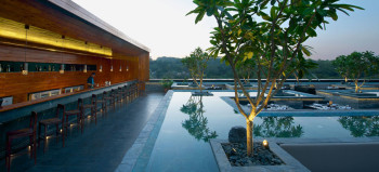 Food Review: Skky Restrolounge & Bar,Ramada Powai, Food Review Mumbai, Restaurant Review Blogger