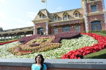 OOTD: Being a Kid at Disneyland, Hong Kong, Indian Fashion Blogger, Indian Travel Blogger