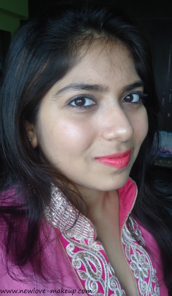 Za True White Liquid Foundation Review, and Swatches, Indian Beauty Blog