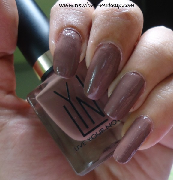 LYN Nail Lacquer Beach You To It Review,NOTD