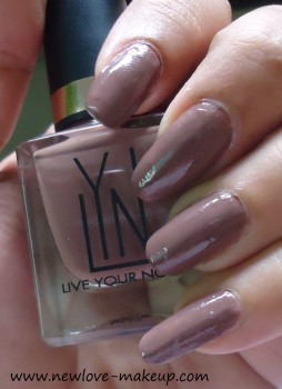 LYN Nail Lacquer Beach You To It Review,NOTD