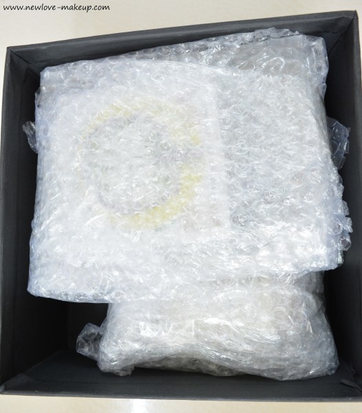 Unboxing and Review: The Gourmet Box, Indian Food Blogger