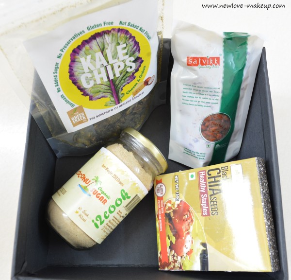 Unboxing and Review: The Gourmet Box, Indian Food Blogger