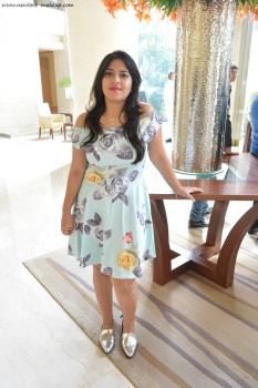OOTD: Floral Pastel Blue Off Shoulder Dress, Indian Fashion Blogger, Outfit of the Day, Lucluc, Forever 21