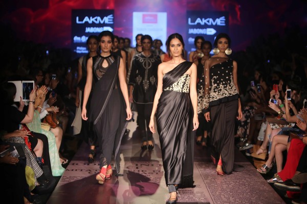 Review: Reliance Trends Tarun Tahiliani Collection at LFW W/F 2015