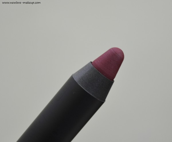 Sugar Cosmetics Matte As Hell Lip Crayon Poison Ivy Review, Swatches