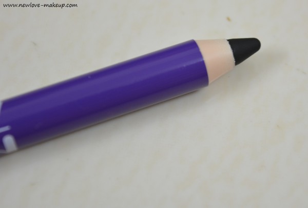 Plum Goodness NaturStudio All-Day-Wear Kohl Kajal Review, Swatches, Best Affordable, Dark, Smudge Proof and Long Staying Kajal in India