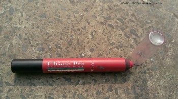 Faces Ultime Pro Matte Lip Crayon Peach me Review, Swatches, FOTD