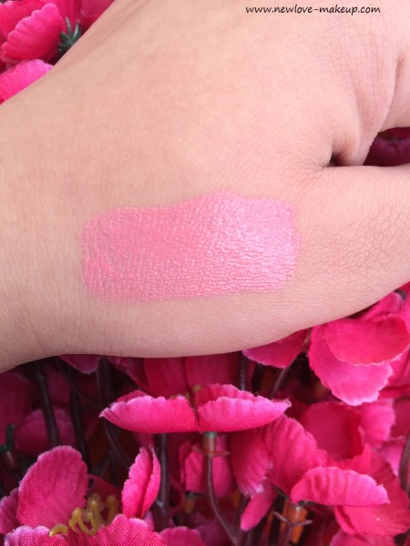 Essence XXXL Long-Lasting Lip Gloss Matt Effect Velvet Rose Review, Swatches