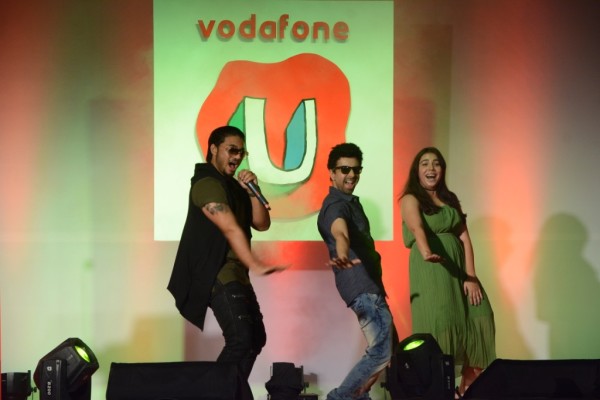Vodafone #FunWithU Features & CUTE song, Indian Lifestyle Blog, Vodafone India