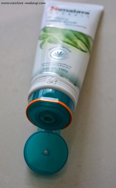 Himalaya Herbals Purifying Neem Scrub: Scrub for Sensitive, Acne Prone Skin