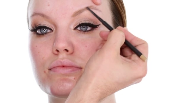 Decoding the Makeup Secrets of Adele, Adele Makeup Artist Tips and Tricks, Makeup Blog