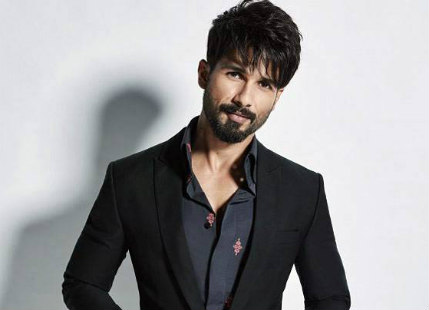 10 Bollywood Celebrities Who Turned Vegetarian, Bollywood Blog, Indian Blogger, Bombay Blogger,Bollywood