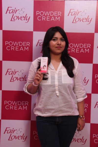 Fair & Lovely New Powder Cream Launch