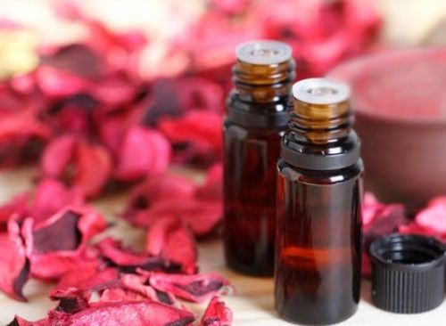 Top 10 Types of Essential Oils, Their Uses and Benefits, How to Use, Buy Online