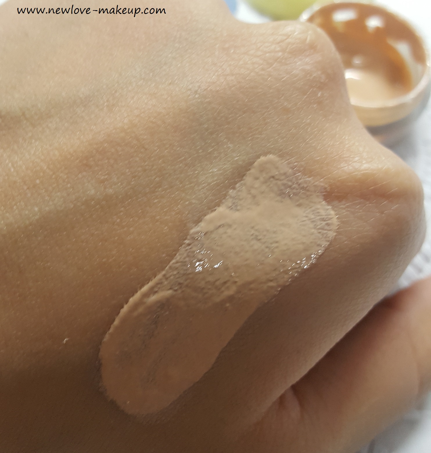 DIY Eyeshadow Primer, DIY, Indian Beauty Blog, Indian Makeup Blog