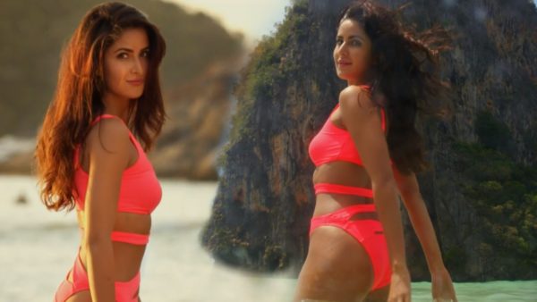 Bollywood Ladies Who Dazzle in Swimsuits, Indian Fashion Blog, Bollywood Blog