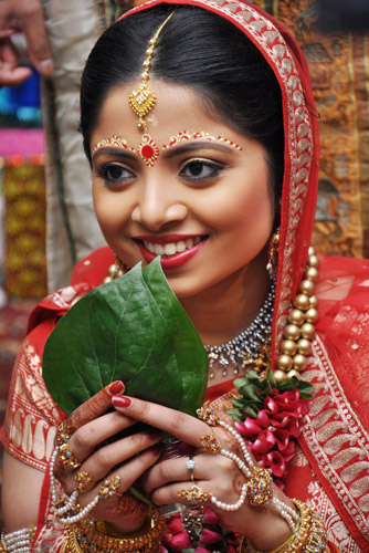 Best Bridal Makeup Artists in Kolkata, Price, Contact Details