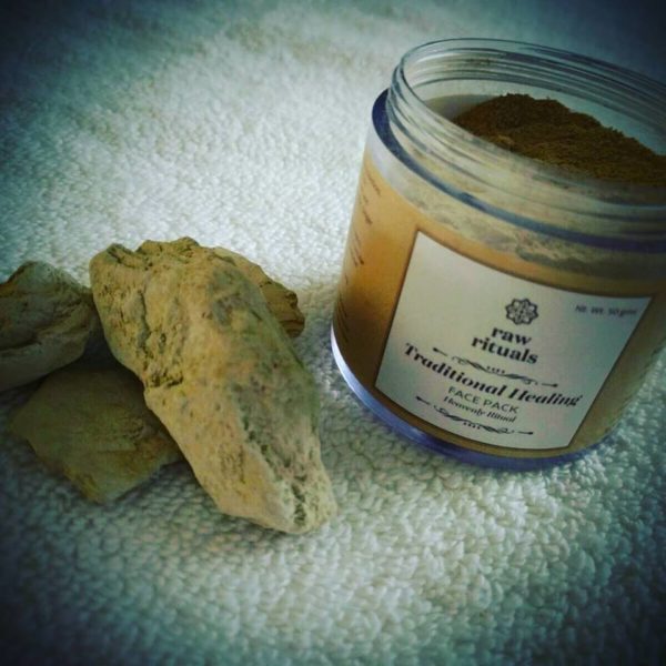 Best Herbal/Natural Face Masks for Acne & Acne Scars in India, Prices, Buy Online