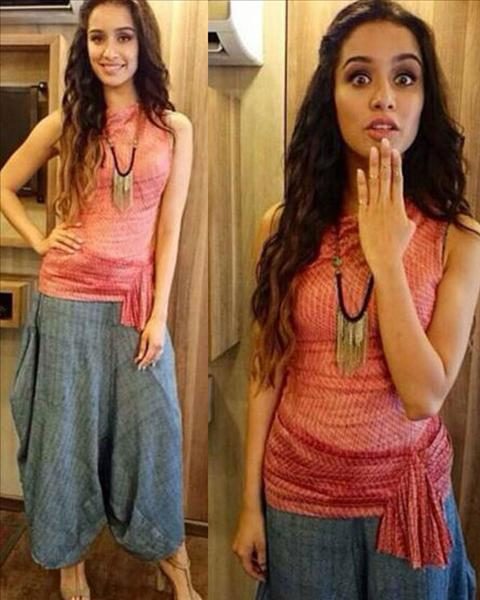 Best Off Screen Looks of Shraddha Kapoor, Indian Fashion Blog, Bollywood Fashion