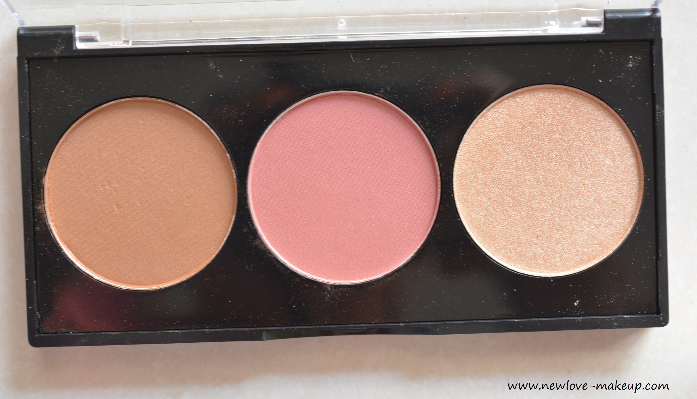 Faces Ultime Pro Face Palette Fresh, Glow Review & Swatches