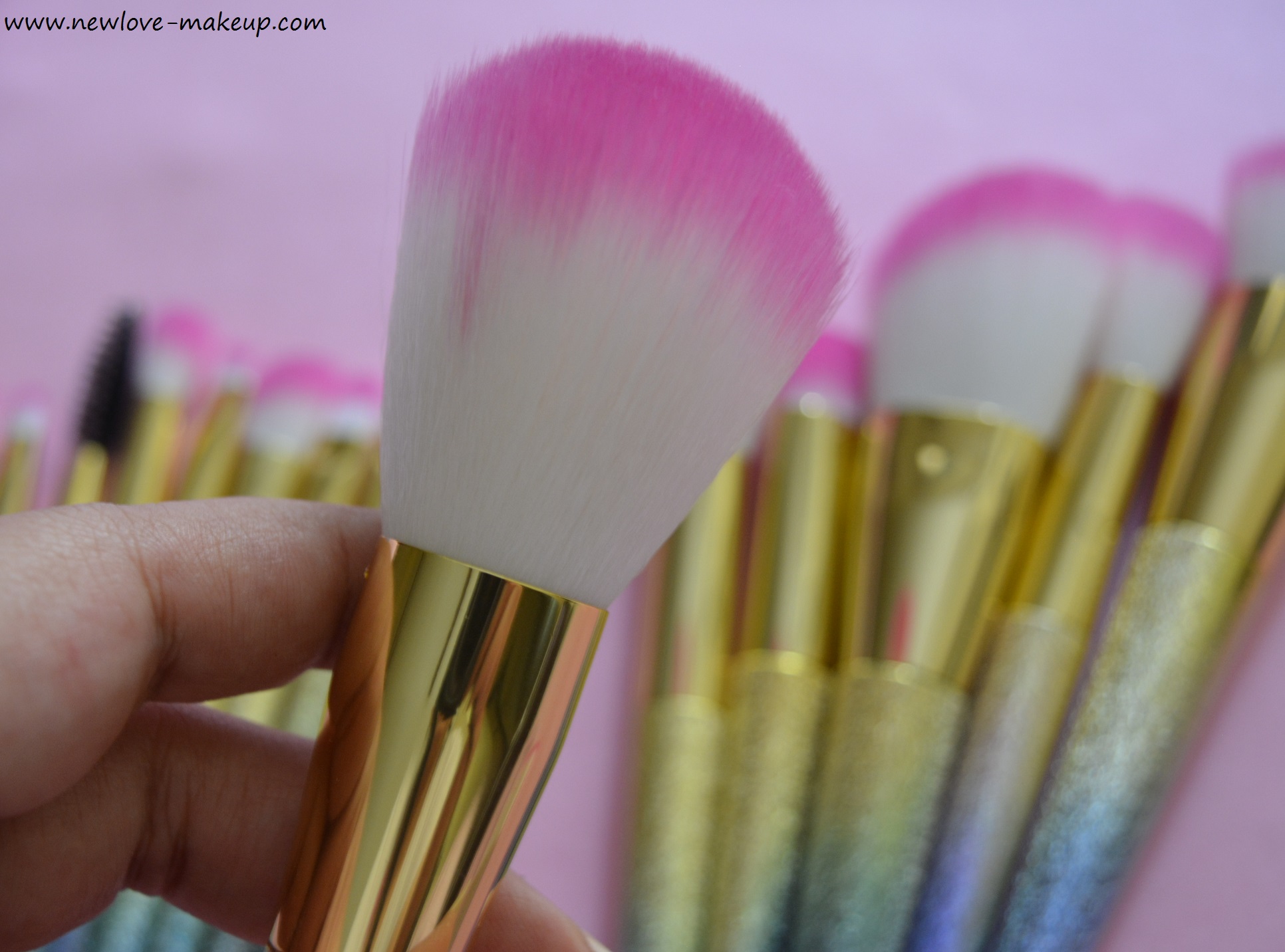 Docolor Fantasy Makeup Brush Set/Contouring Brush Review