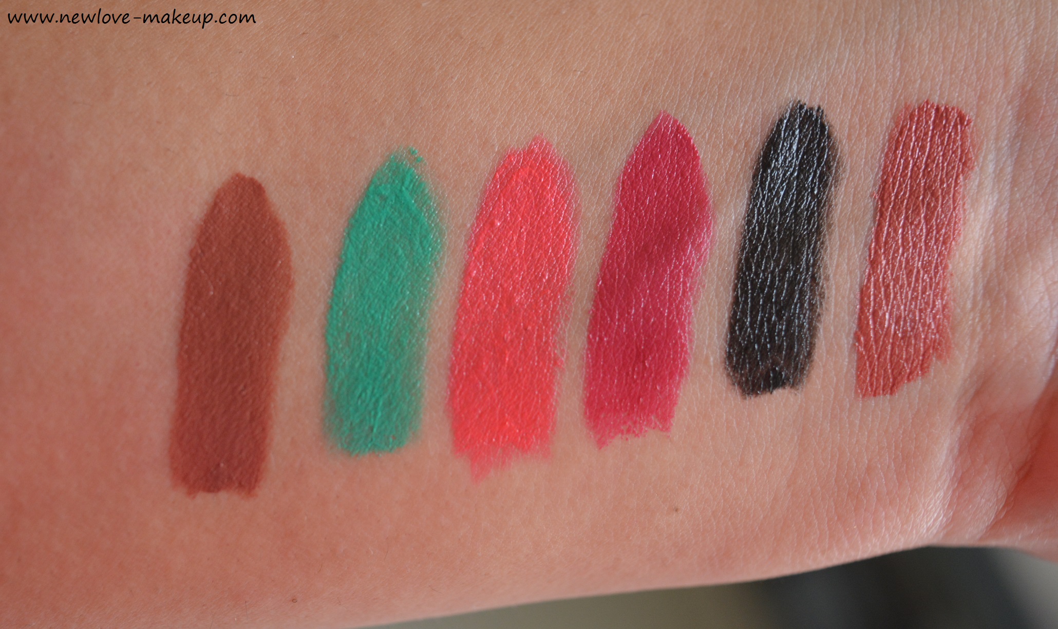 Stay Quirky BadAss Lipsticks Review, All Swatches