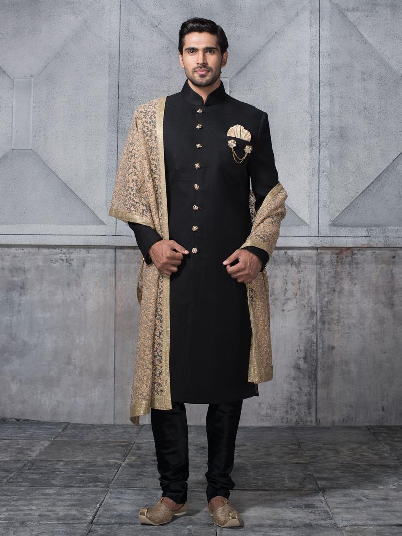 Indian Wedding Outfits for The Bride’s/Groom’s Brother, Indian Wedding Outfit Ideas for Men