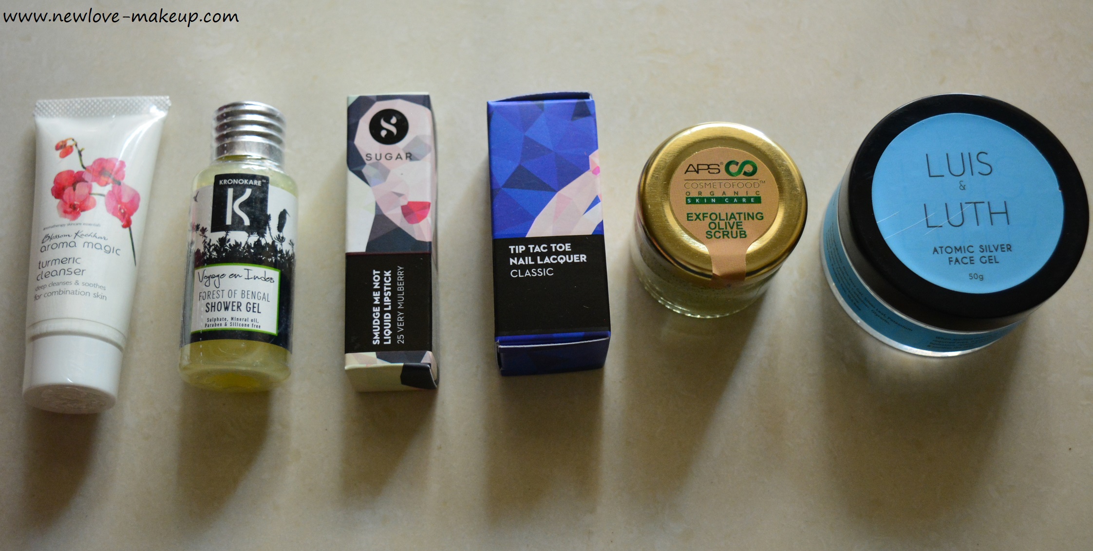 June 2018 Fab Bag Unboxing